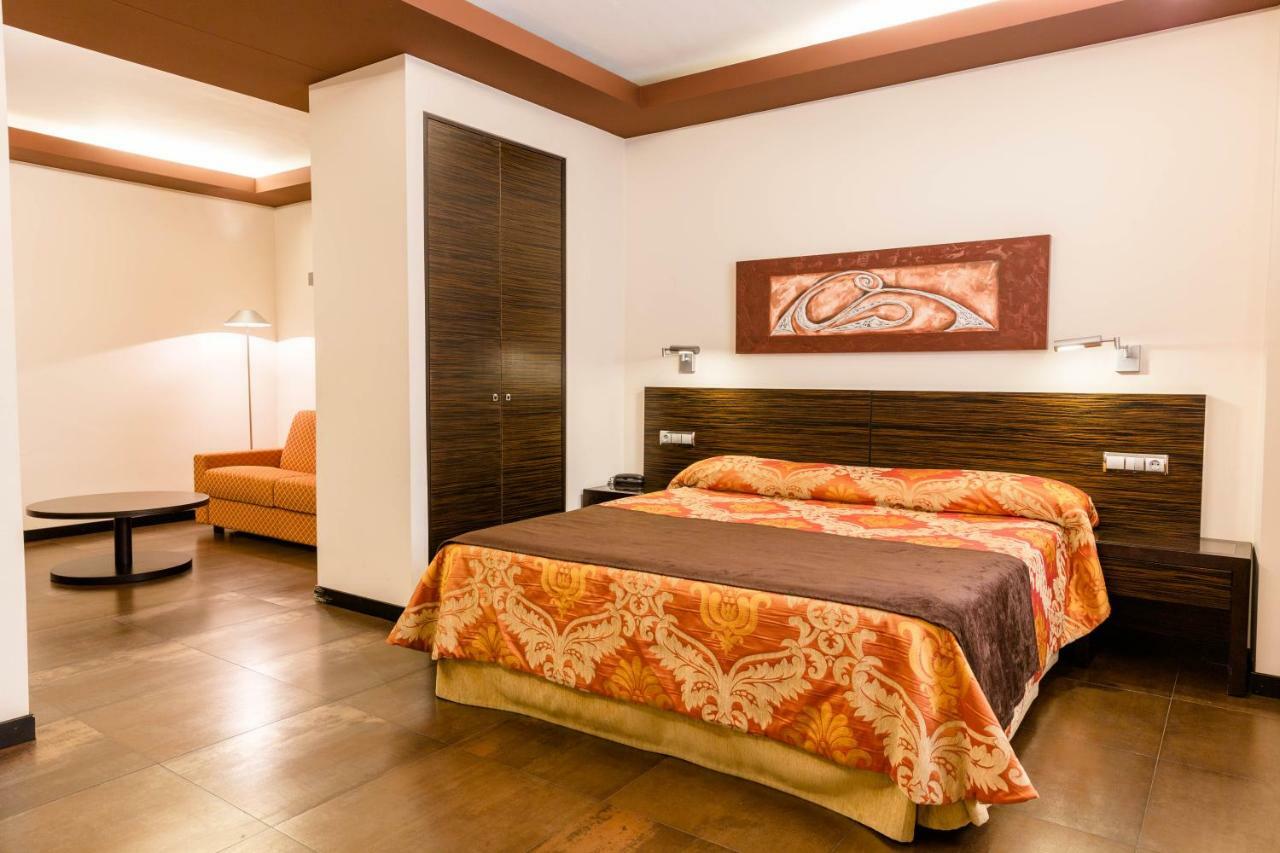 Hospedium Hotel Los Periquitos Fortuna Luaran gambar